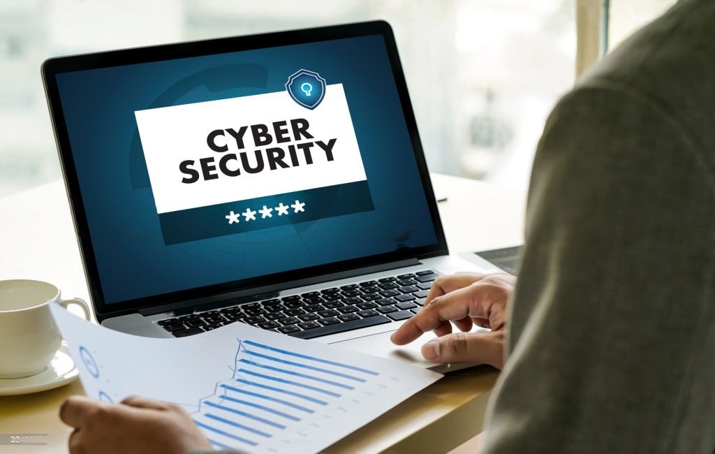 cyber security analysts